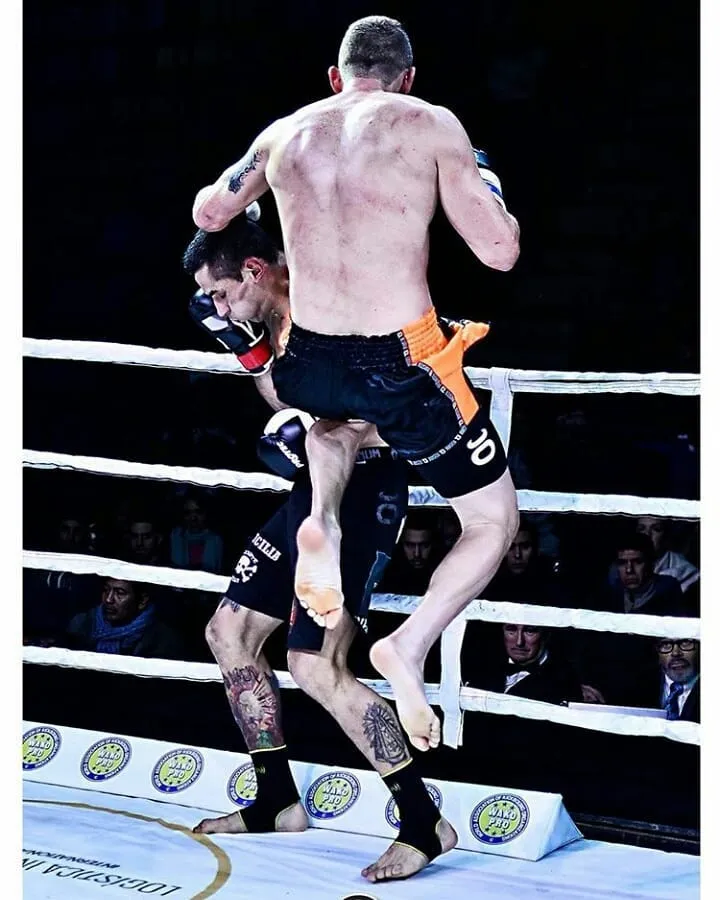 Joelhada no WGP Kickboxing